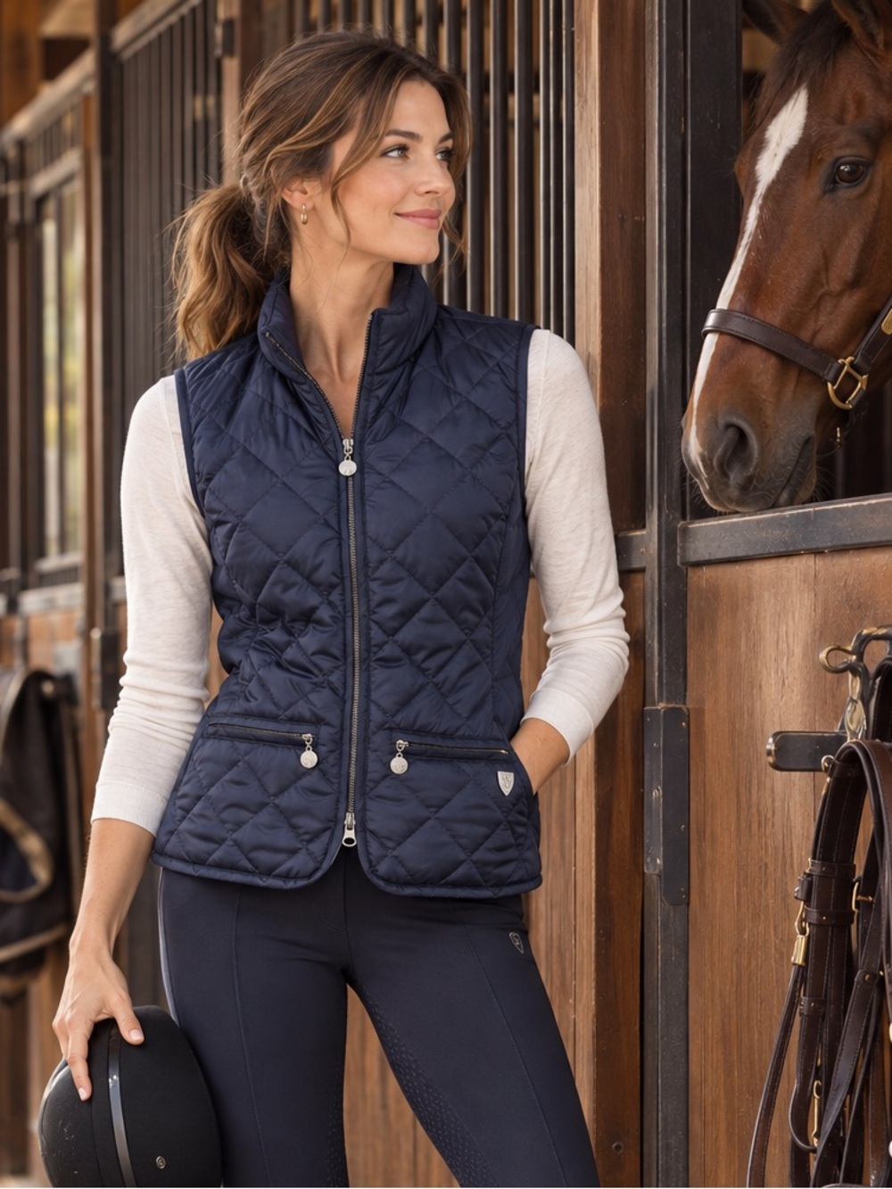 Diamond-Quilt Navy Sleeveless Puffer Vest by Horze